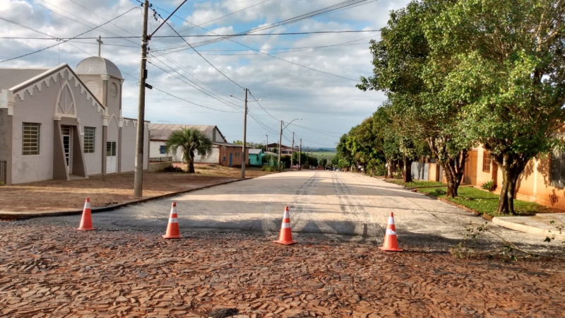 Obras de pavimentação asfáltica avançam para os bairros